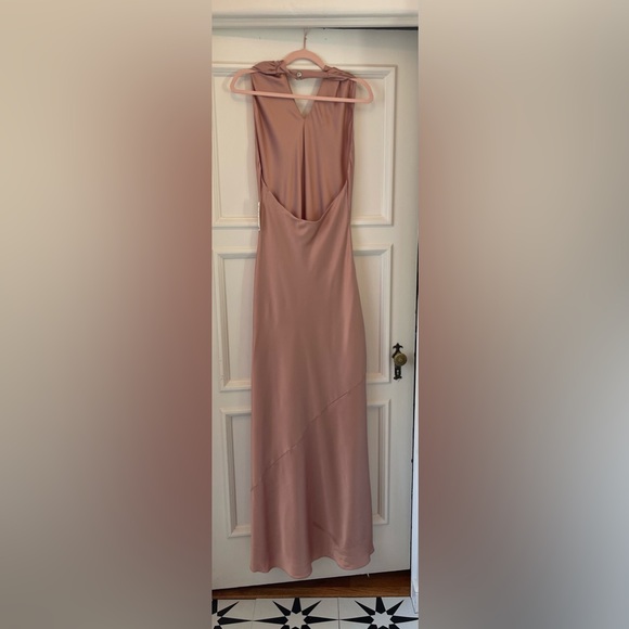 Show Me Your MuMu Jasmine Halter Maxi size: Small NWT - Picture 11 of 11